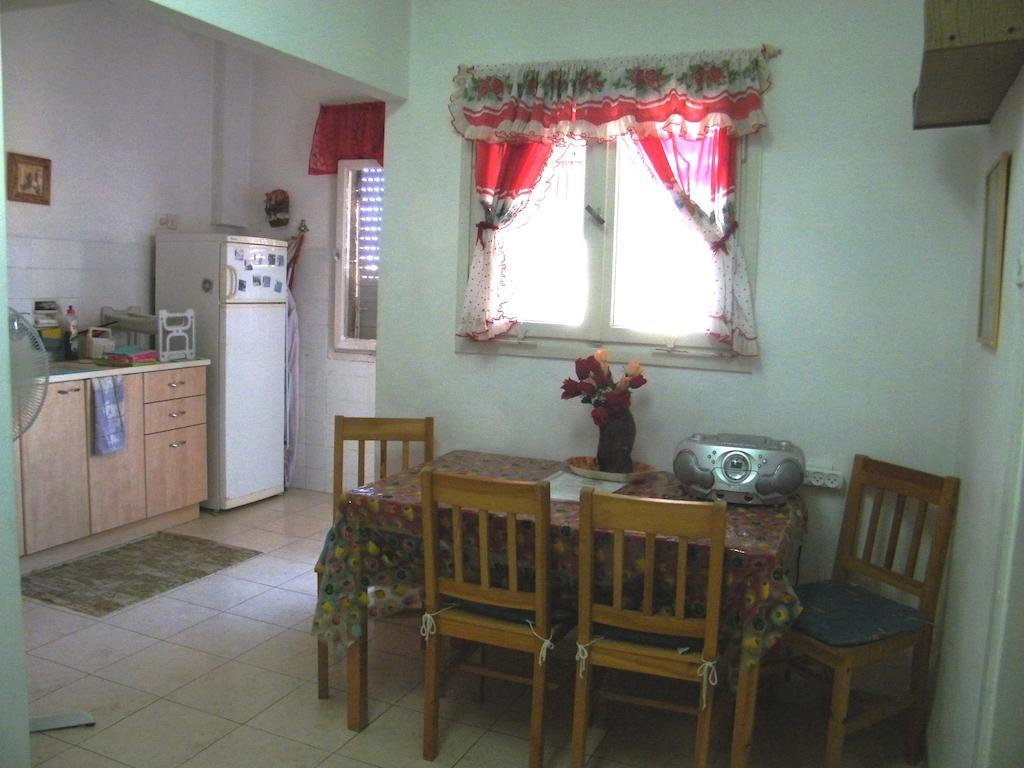 Stella Maris Hosting Διαμέρισμα Χάιφα Δωμάτιο φωτογραφία